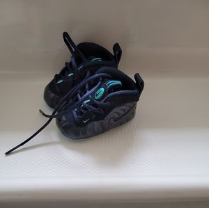 Baby nike foamposite size 1c